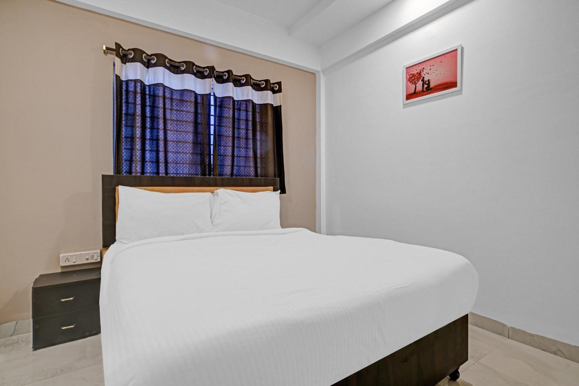 Collection O The Eternity Near Lig Sqaure Hotell Indore Eksteriør bilde
